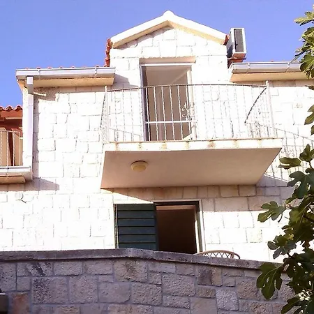 Splitska 11772a Apartmán Postira